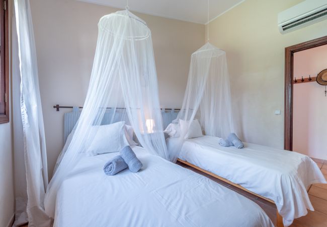 Chalet in Felanitx - Finca Es Garrover Chalet in Felanitx - Finca Es Garrover