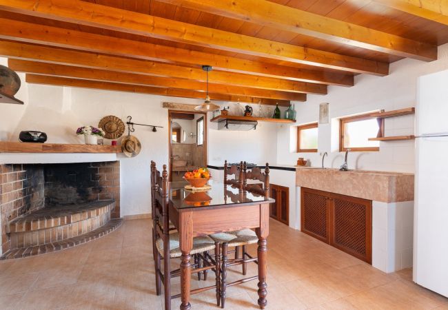 Country house in Alcúdia - Sunset Finca Contesas Country house in Alcúdia - Sunset Finca Contesas