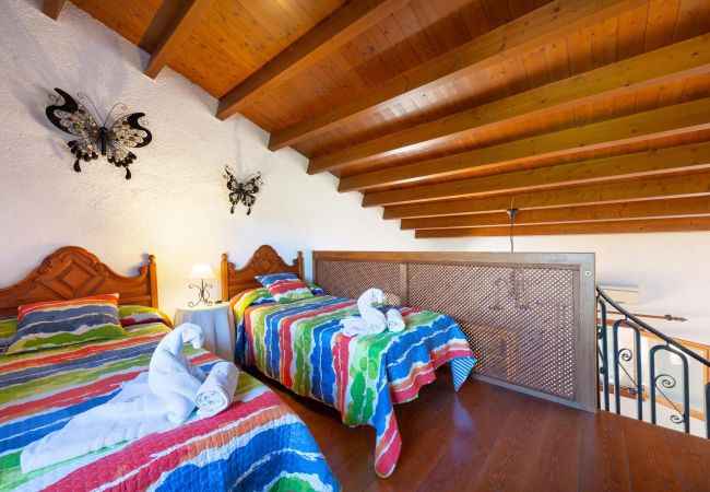 Country house in Alcúdia - Sunset Finca Contesas Country house in Alcúdia - Sunset Finca Contesas