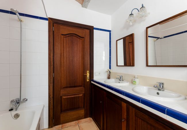 Villa in Felanitx - YourHouse Finca Es Galliner Villa in Felanitx - YourHouse Finca Es Galliner