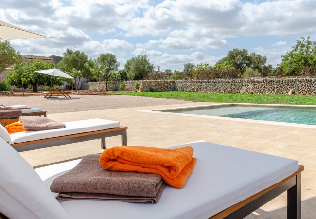 Farm stay in Costitx - Agroturismo Cal Tio 4, YourHouse