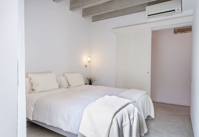 Apartment in Es Llombards - Casa de la Pintora 2, Apt B
