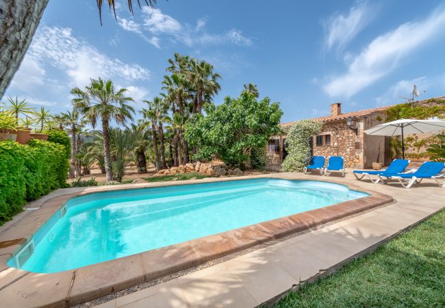 Villa/Dettached house in Cala Murada - Finca Sa Palmera by Mallorca House Rent