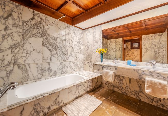 Villa in Pollensa / Pollença - Luxury Villa EL VILA 133 Ref. VP88 Villa in Pollensa / Pollença - Luxury Villa EL VILA 133 Ref. VP88