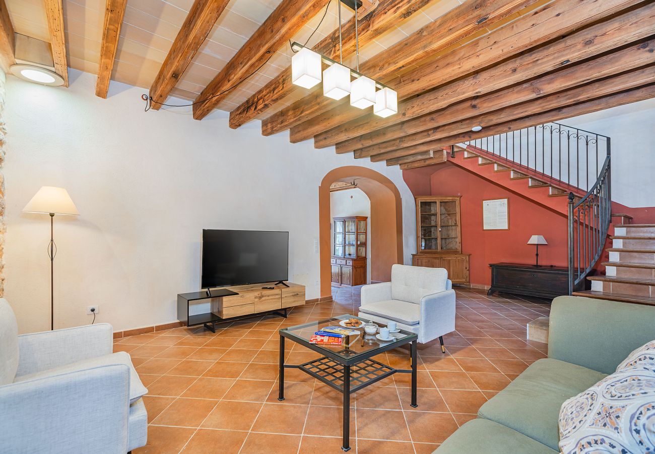 Villa in Pollensa - CAN LLOBERA DE BAIX Ref: VP93