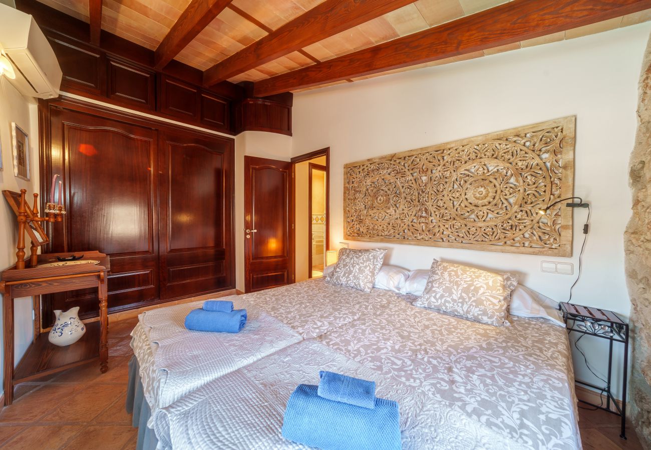 Townhouse in Ariany - E429 Ca na Sabatera by Mallorca Villa Selection
