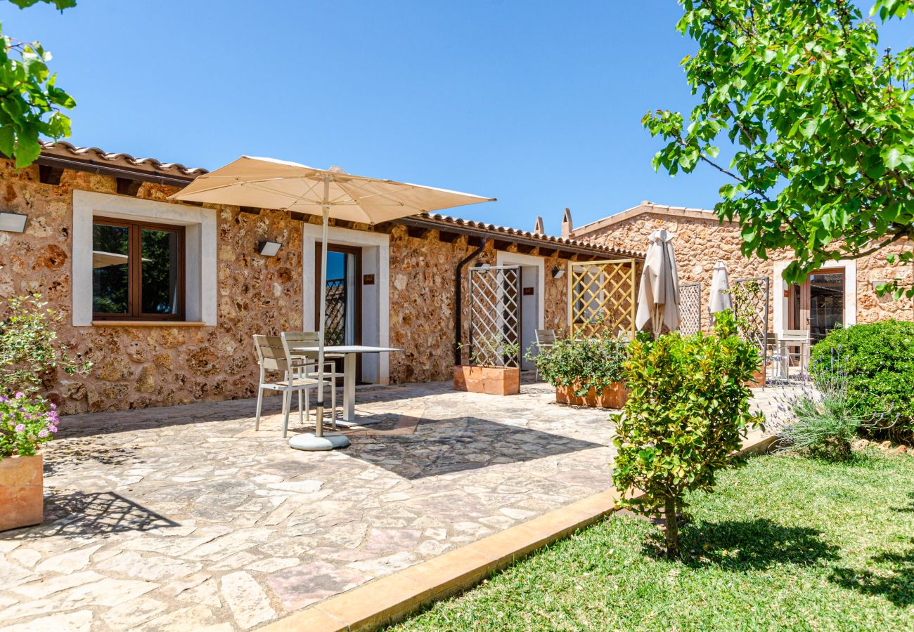 Apartment in Lloret de Vistalegre - YourHouse Agroturismo Can Porreti La Figuera