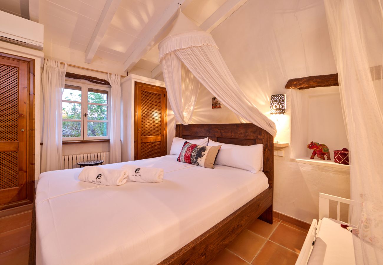 Country house in Pollensa - LA SALVE Ref: VP97