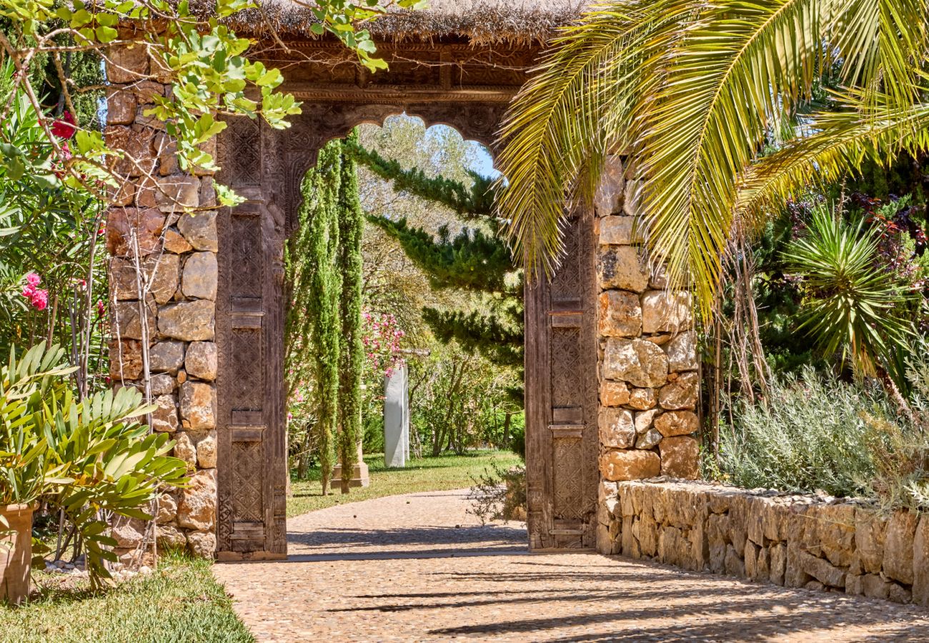 Country house in Pollensa - LA SALVE Ref: VP97