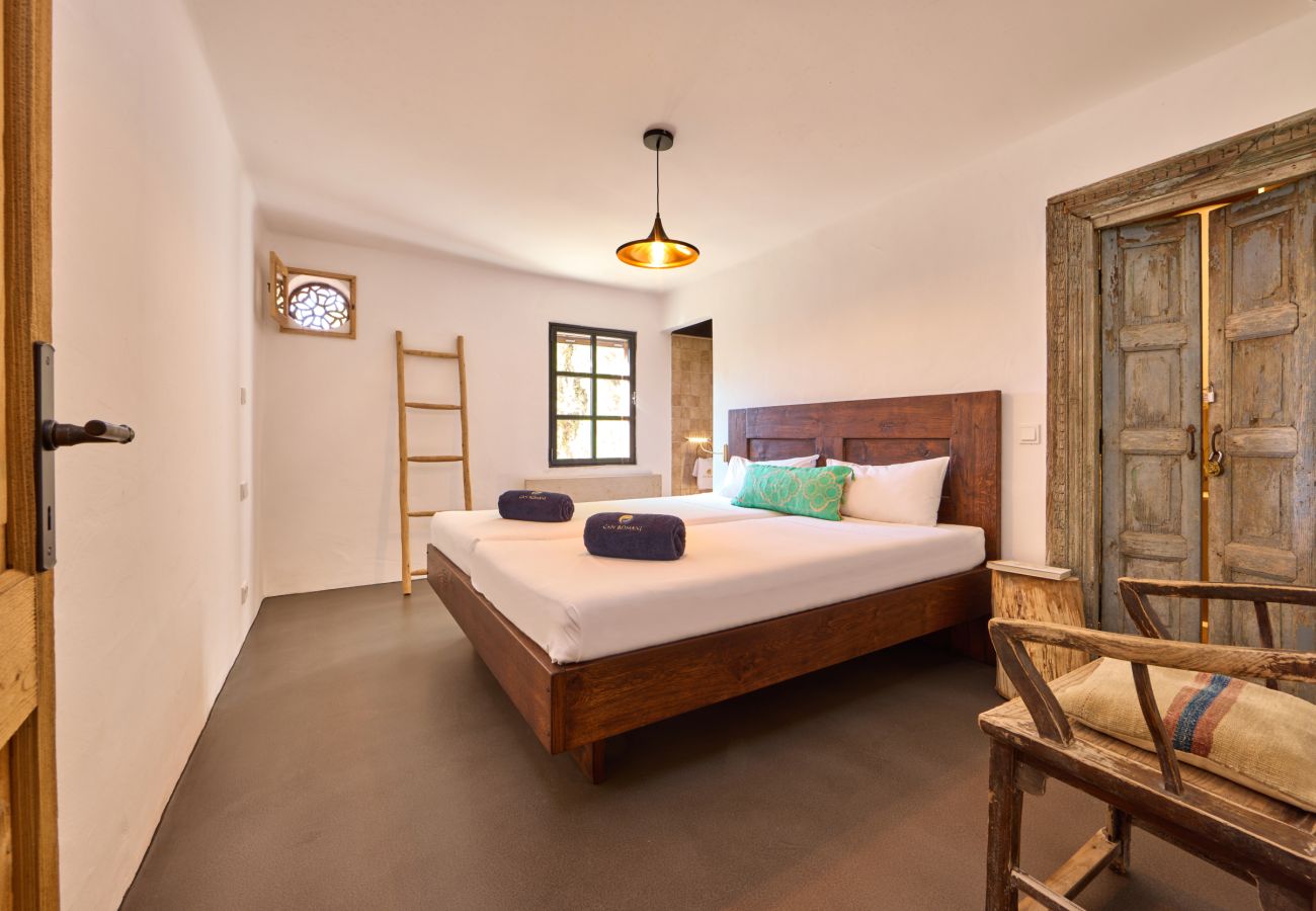 Country house in Pollensa - CAN ROMAN GRAN Ref: VP98