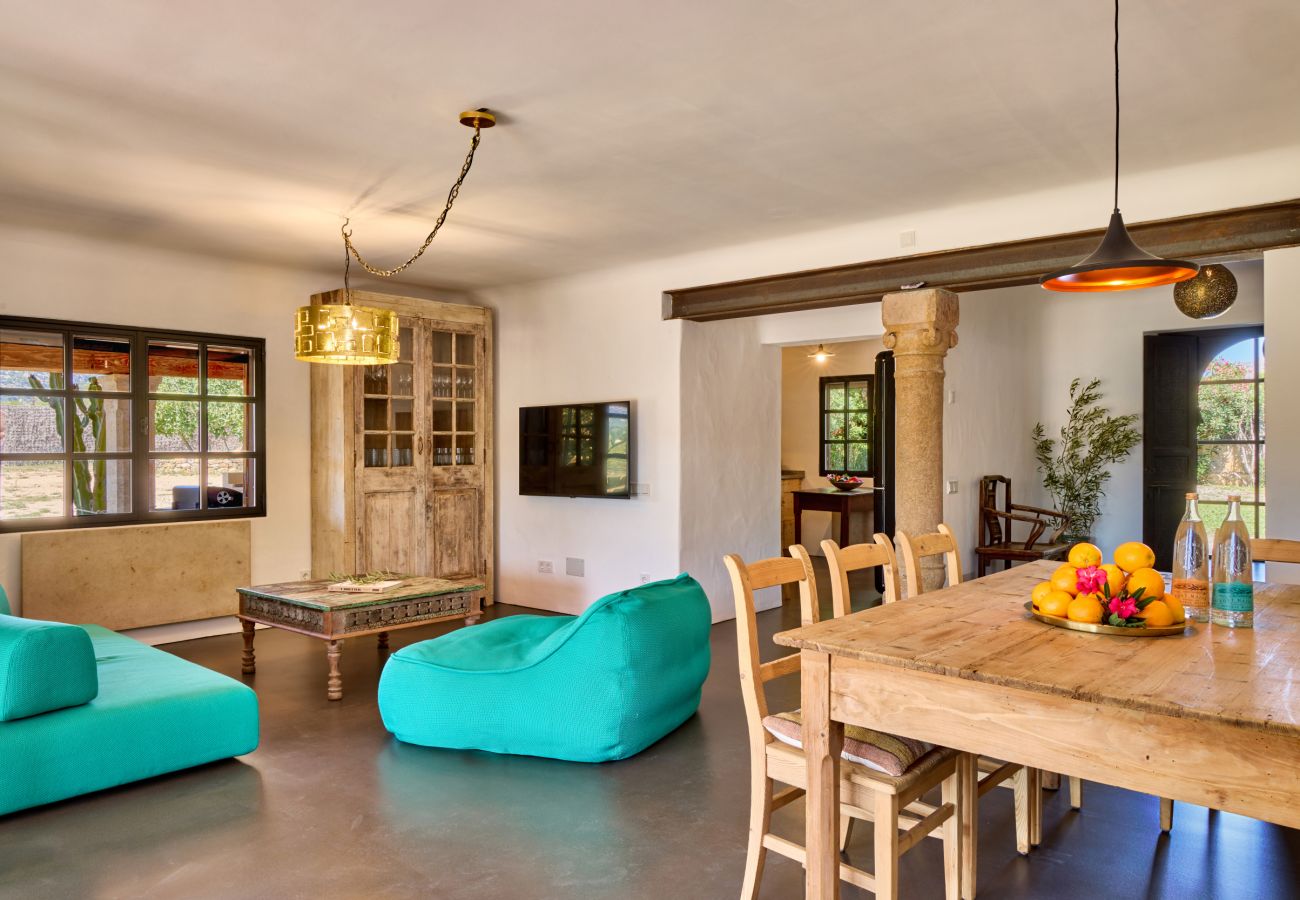 Country house in Pollensa - CAN ROMAN GRAN Ref: VP98