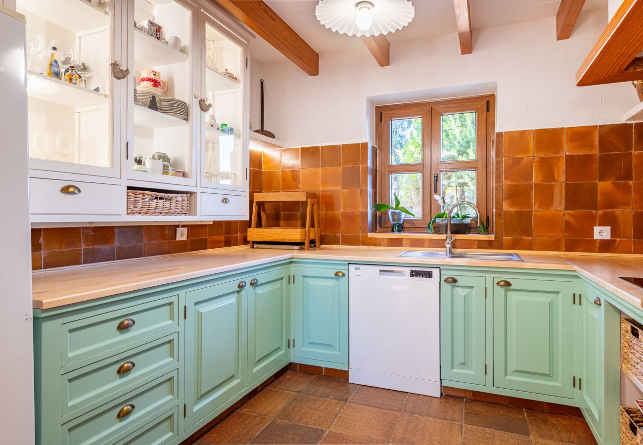 Country house in Cas Concos - Finca Can Quadrat by Mallorca House Rent