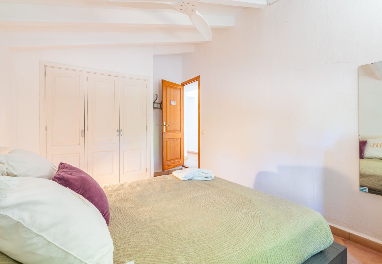 Country house in Cas Concos - Finca Can Quadrat by Mallorca House Rent