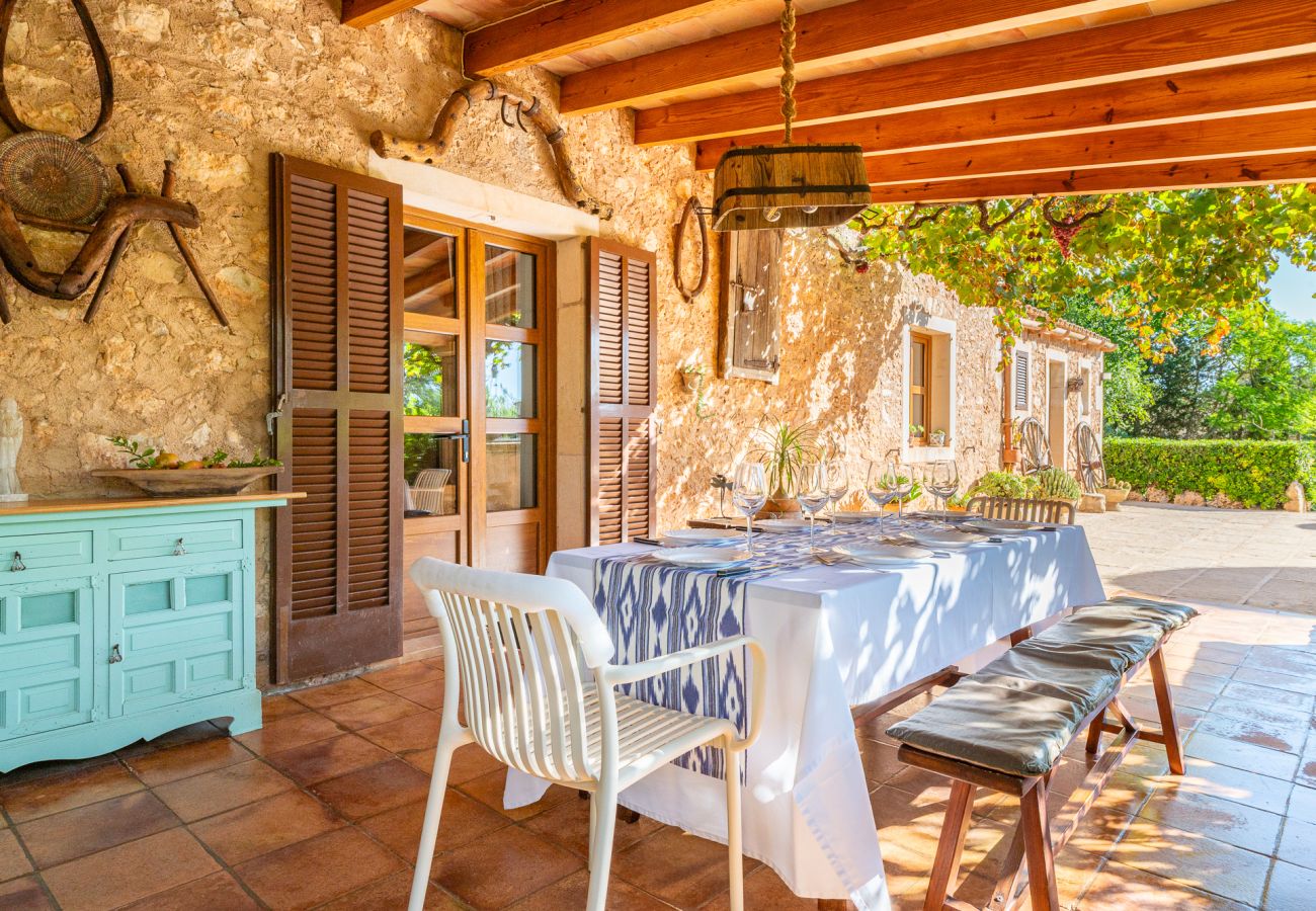 Country house in Cas Concos - Finca Can Quadrat by Mallorca House Rent