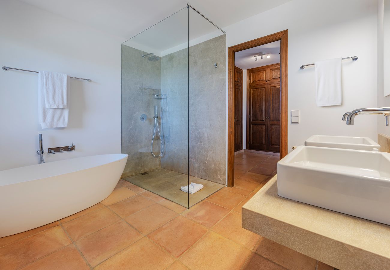 Villa in Pollensa / Pollença - Luxury Villa EL DORA Ref: VP90
