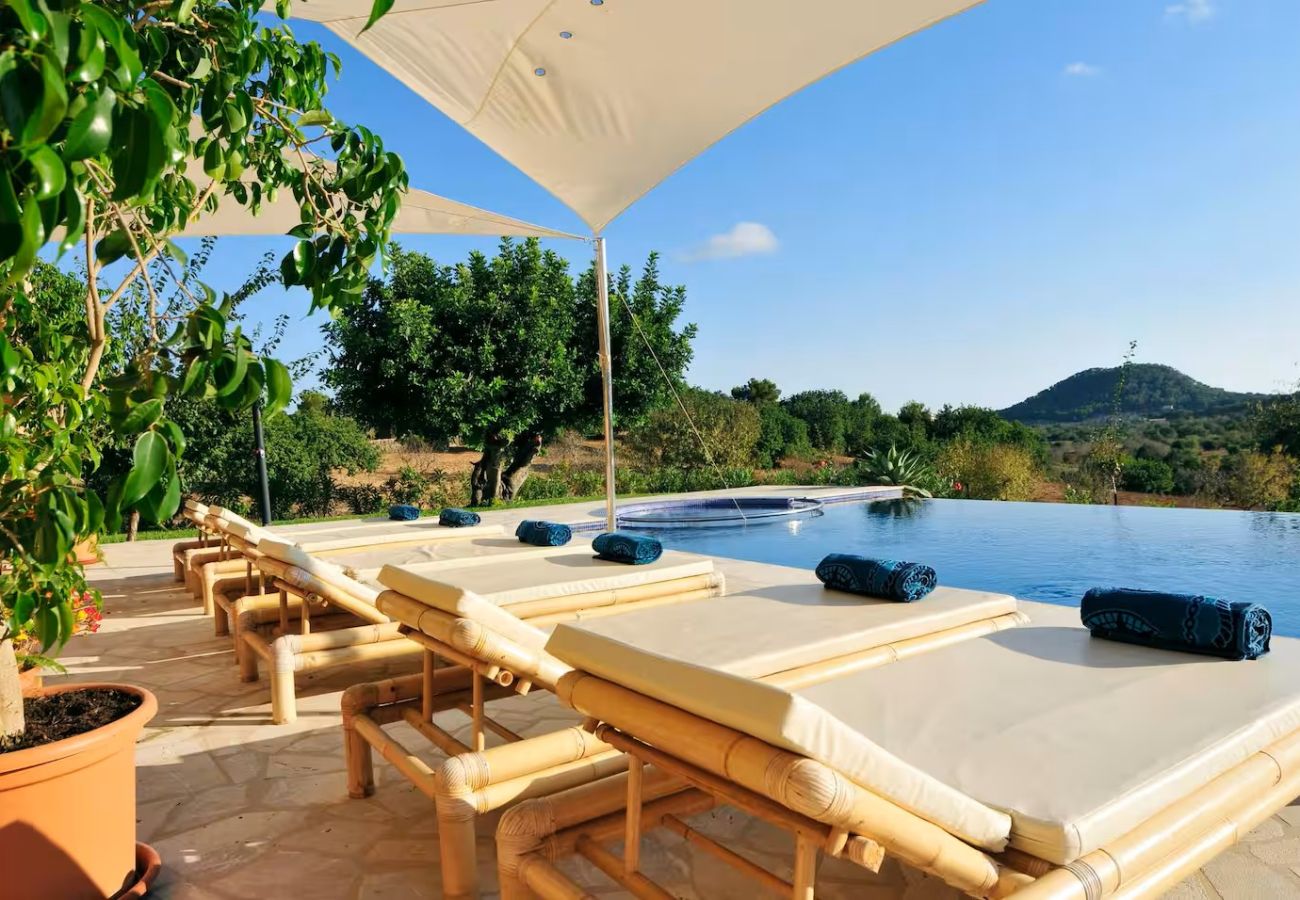 Country house in Felanitx - YourHouse Albercoquer