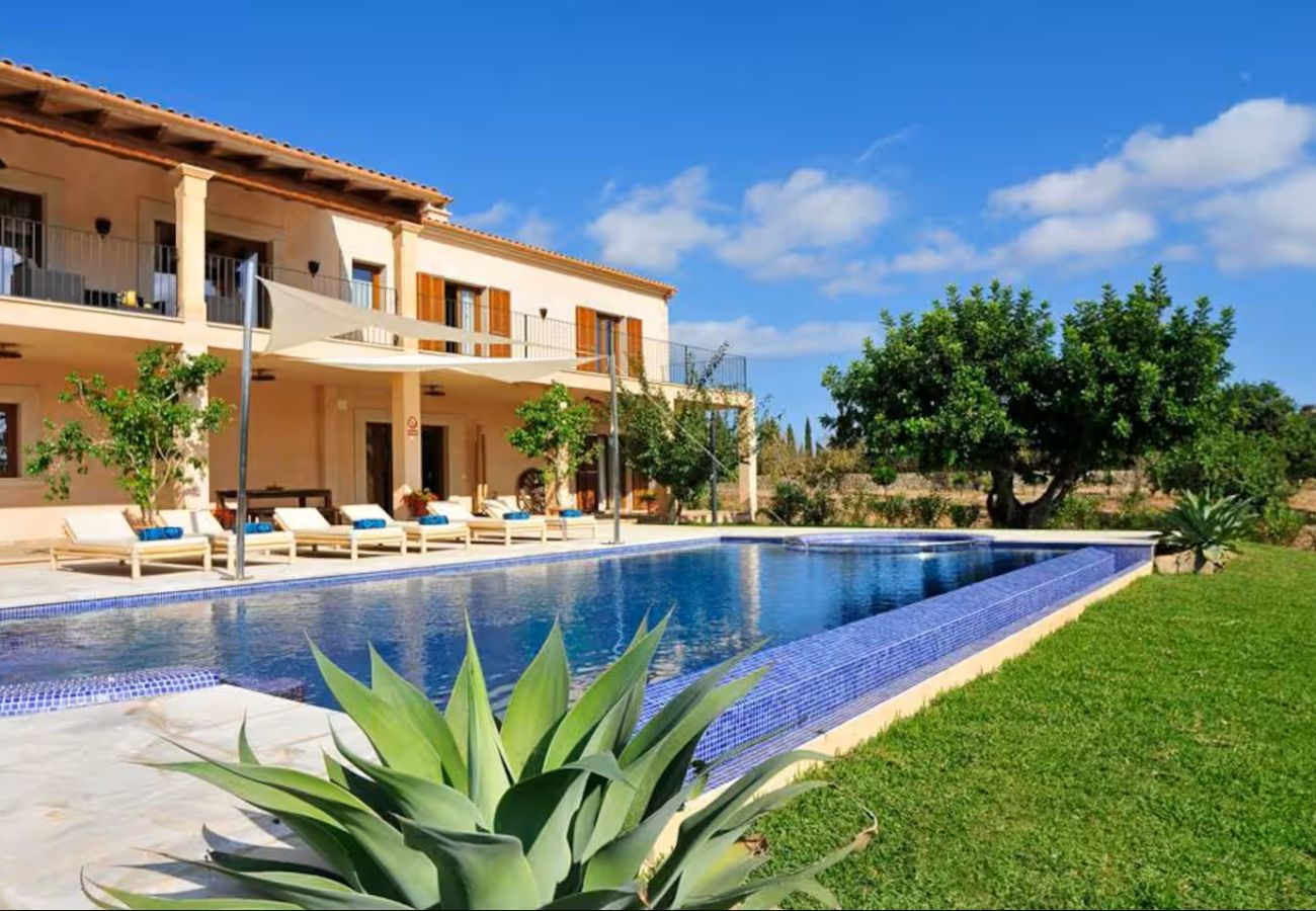 Country house in Felanitx - YourHouse Albercoquer